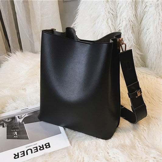 BLACK ELEGANCE
